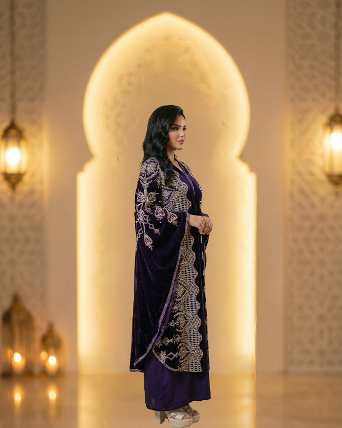 Luxury Women’s Velvet Abaya with Elegant Embroidery | Sophisticated Classic Design