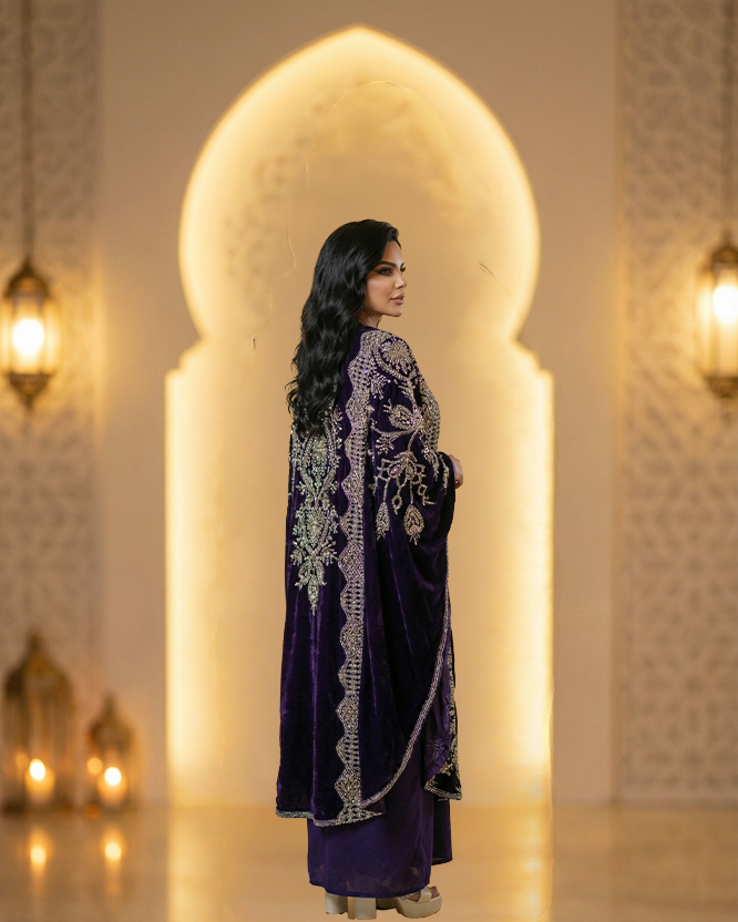 Luxury Women’s Velvet Abaya with Elegant Embroidery | Sophisticated Classic Design