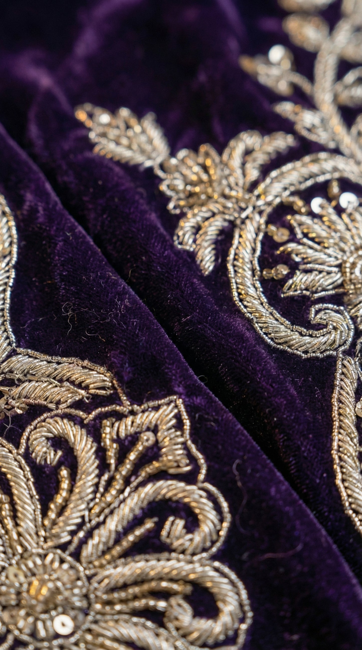Luxury Women’s Velvet Abaya with Elegant Embroidery | Sophisticated Classic Design
